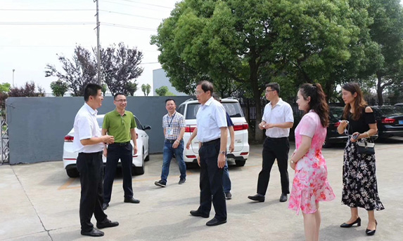 江苏省中小企业发展中心领导莅临0k138太阳集团参观指导